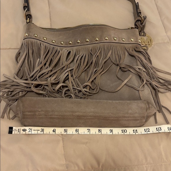 MICHAEL Michael Kors Tan Suede Fringe Shoulder Bag - Picture 16 of 16